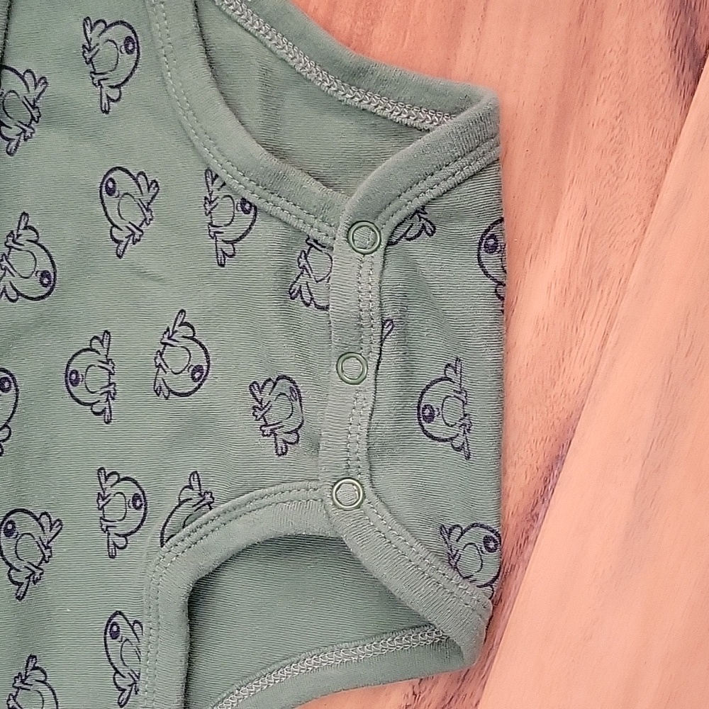 Star Wars Grogu Yoda frogs dress with built in bloomers green one eye - Picture 7 of 7